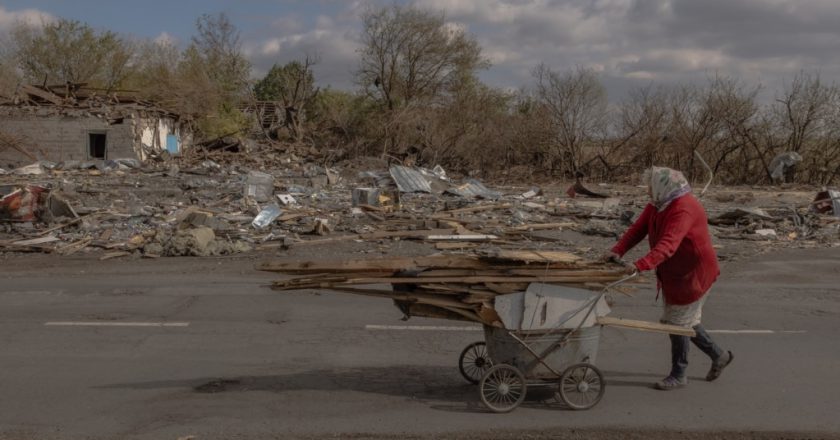 Ukrainians face harsh winter as Russian attacks destroy energy infrastructure