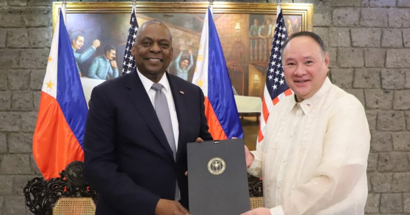 Philippines, United States sign military intelligence-sharing deal