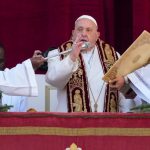 Pope urges 'all people of all nations' to silence arms and overcome divisions in Christmas address