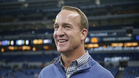 Peyton Manning takes veiled cheap shot at Patriots during MNF broadcast